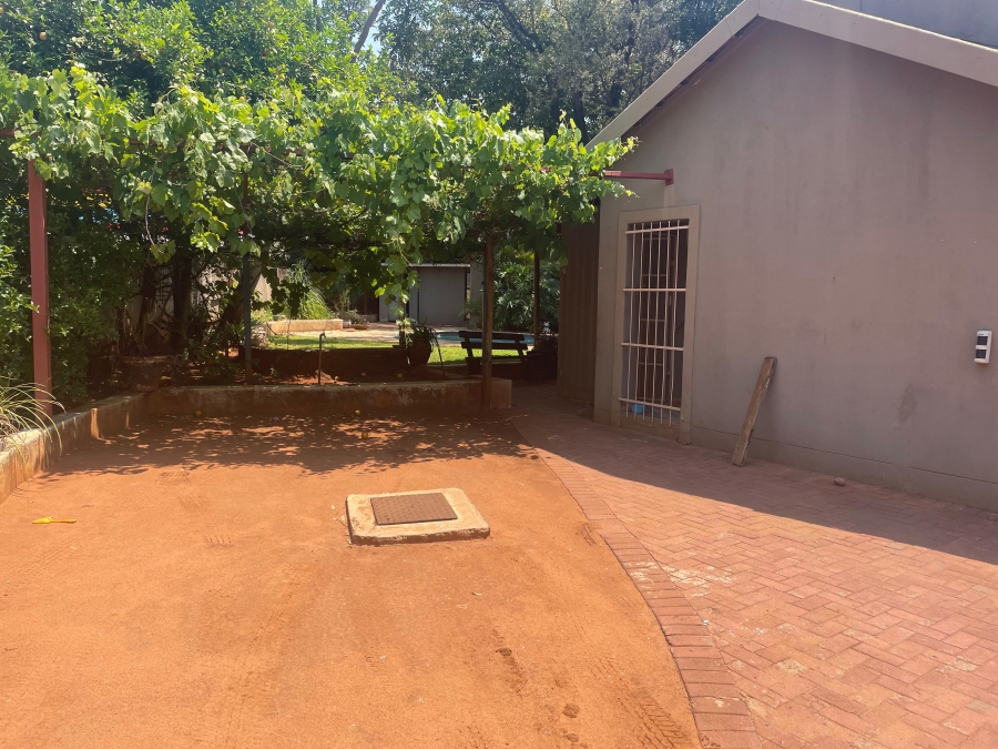 4 Bedroom Property for Sale in Bodorp North West